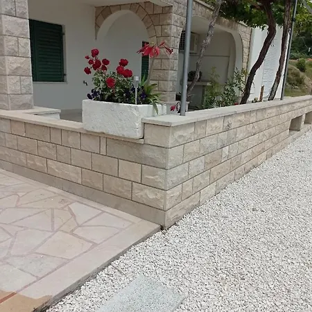 Mirko Apartament Mimice