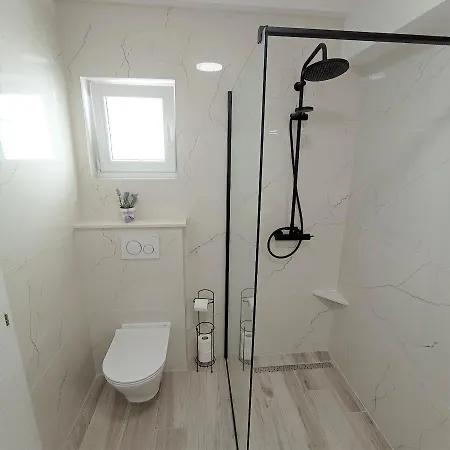 Mirko Apartment Mimice