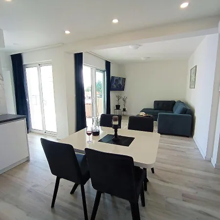 Apartment Mirko Mimice