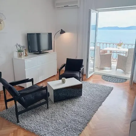 Mirko Apartament *