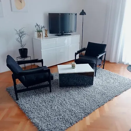 Apartament Mirko *