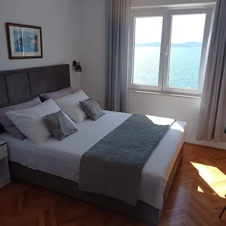 Mirko Apartment *