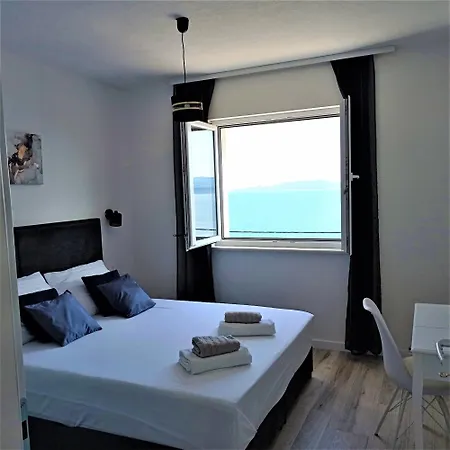 Mirko Apartment *